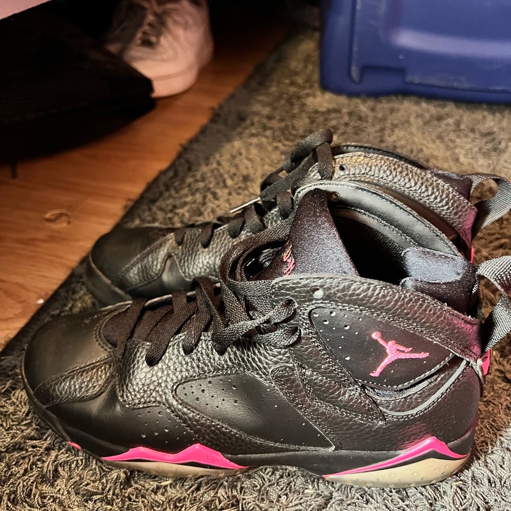 Jordan 7’s Pink and Black